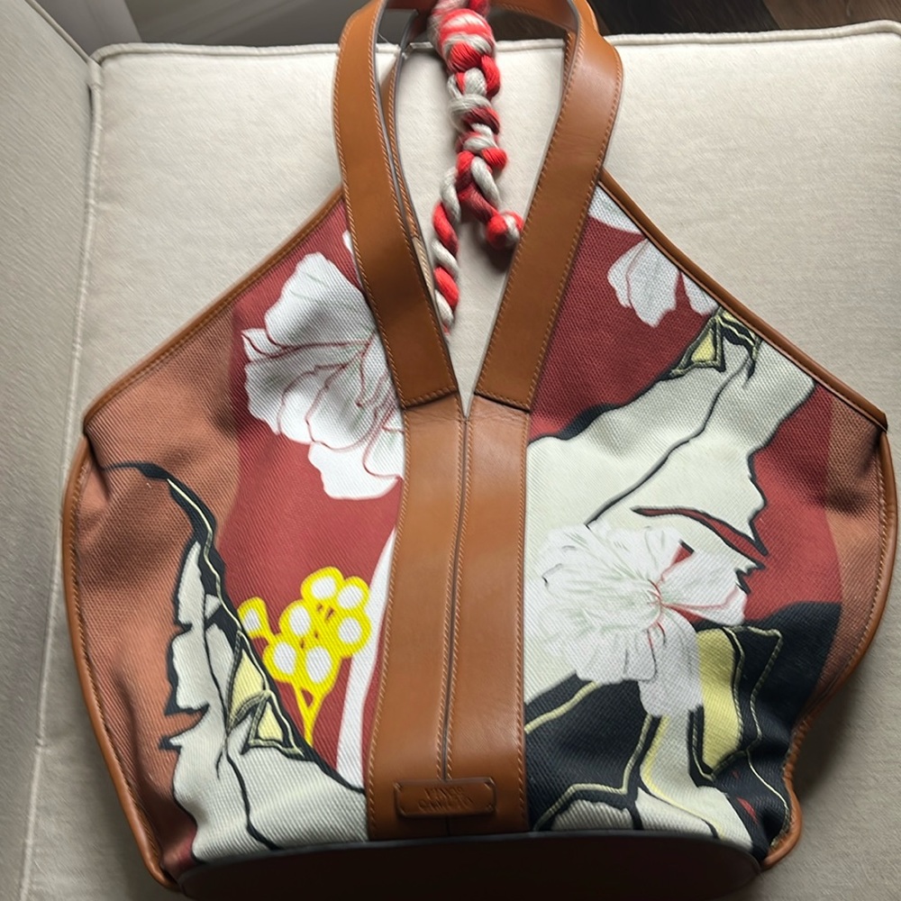 Vince Camuto Tote bag Brown